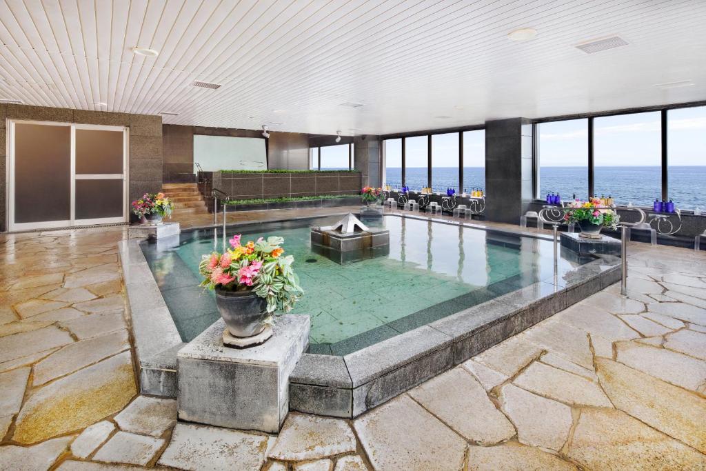Hot spring bath