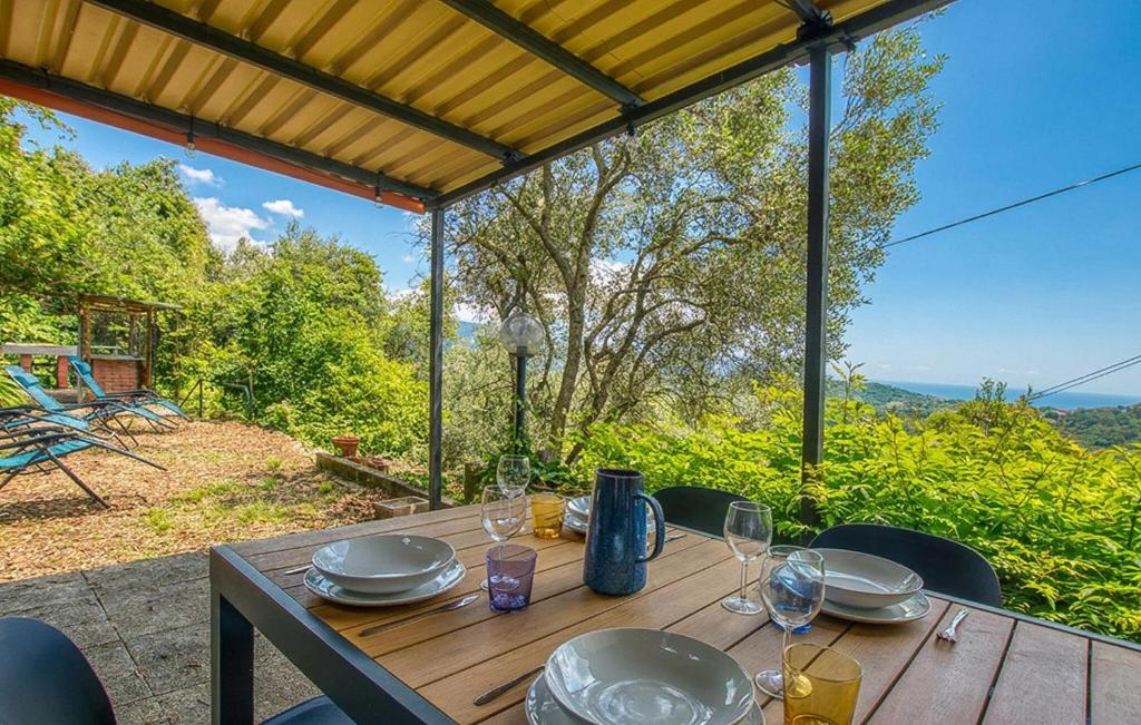 Amazing Home In Rapallo With House Sea View - 1