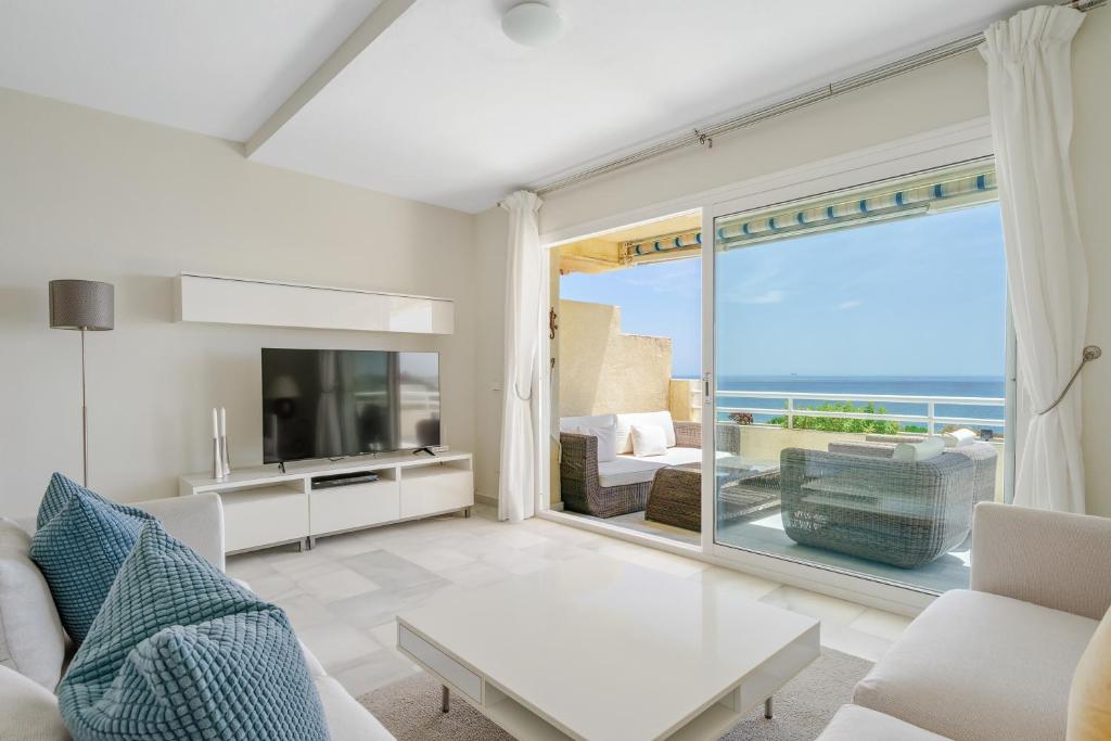 Panoramic Sea Views & Sunsets 3BR - 4