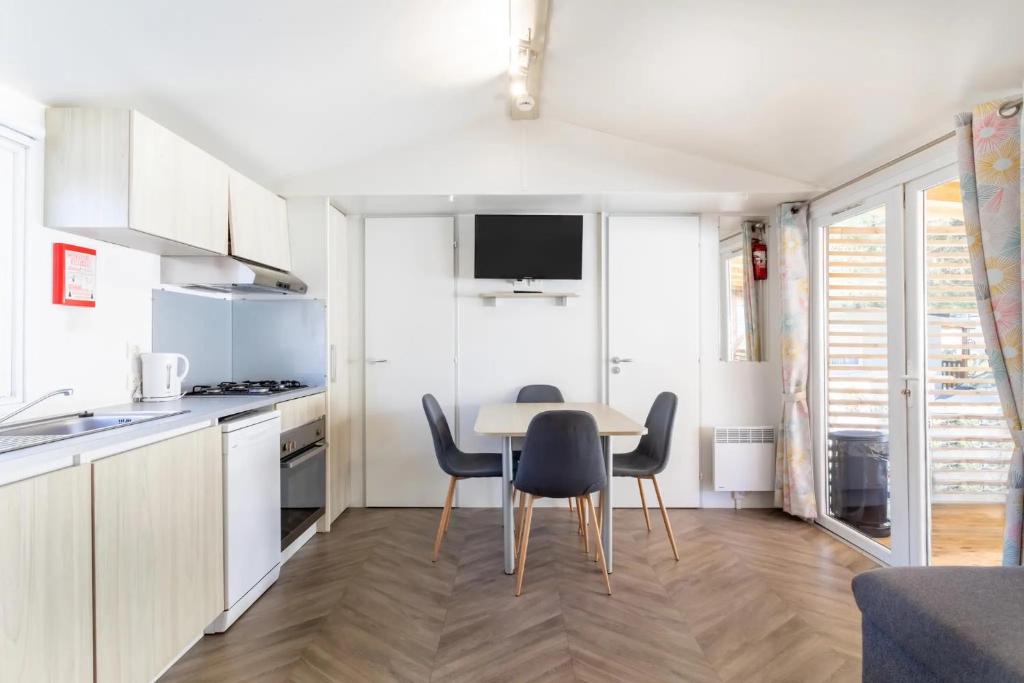Bungalow - 5