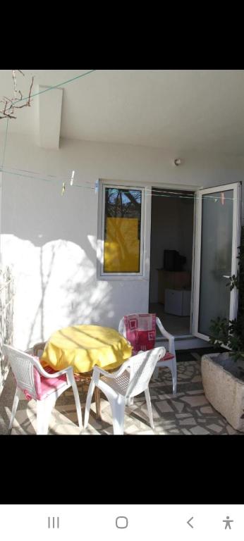 Apartmani Popovic, dvokrevetna soba - 2