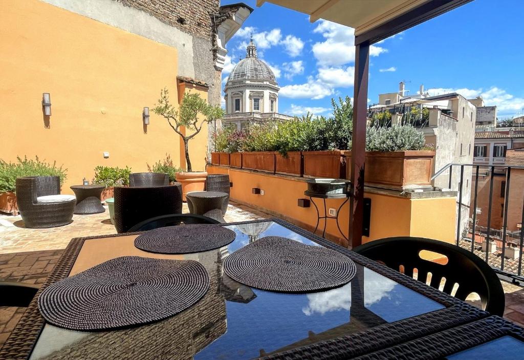 Habitat's Colosseum-Monti 3BR Penthouse with Terrace - 1