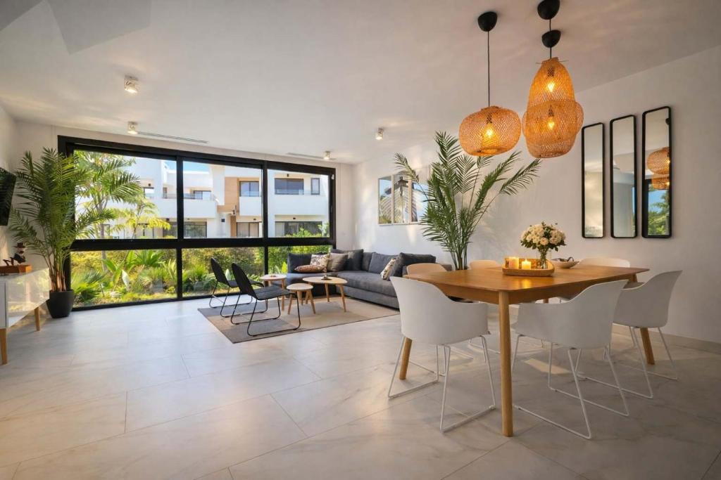 Marein Village Townhouse Modern Pool - 2