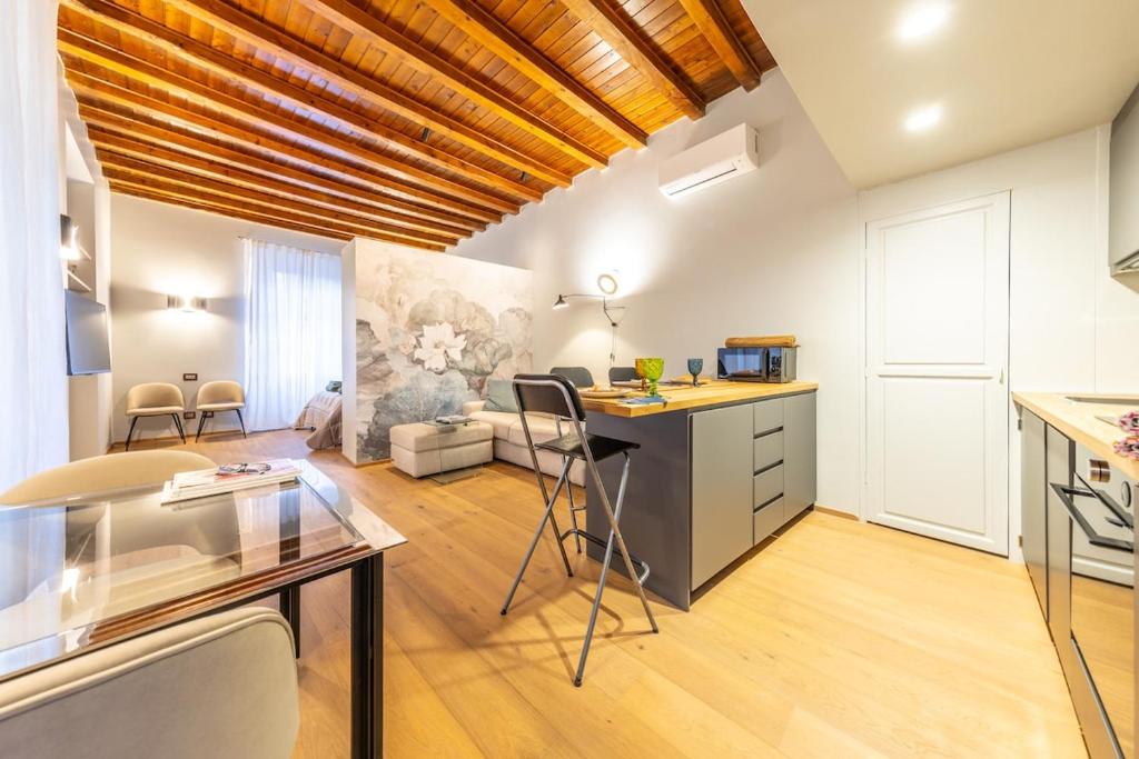 Downtown luxury Sleeps 4, Crocetta, 8 min from the Duomo - 5