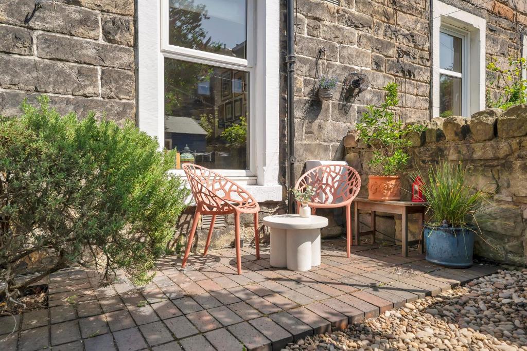 Cottage-Style Flat by Leith Links, Edinburgh photo 8