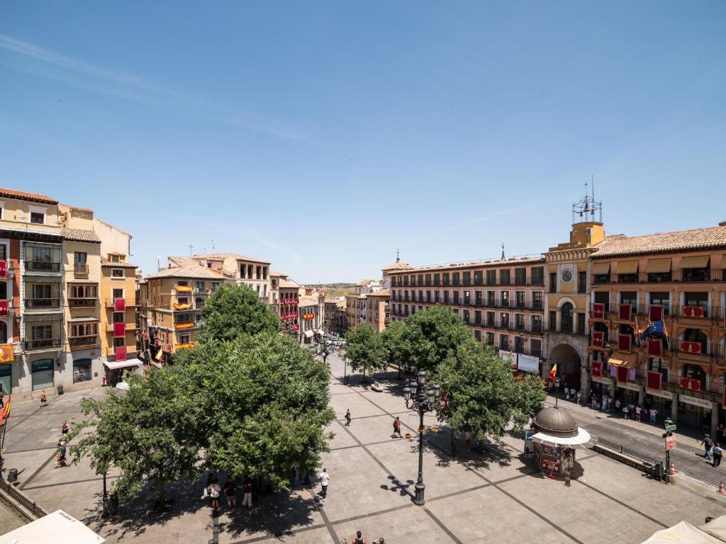 Suite Deluxe con vistas a Plaza de Zocodover 2 - 3