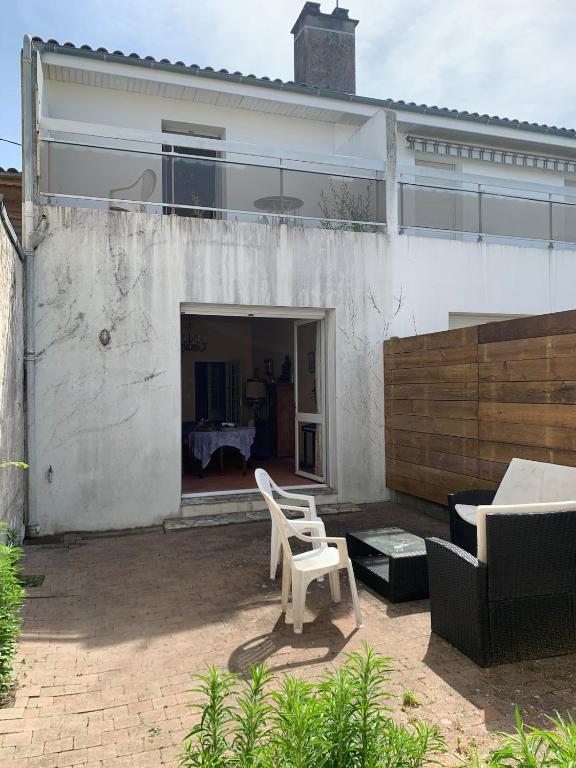 Cozy house with courtyard Bordeaux center - 2