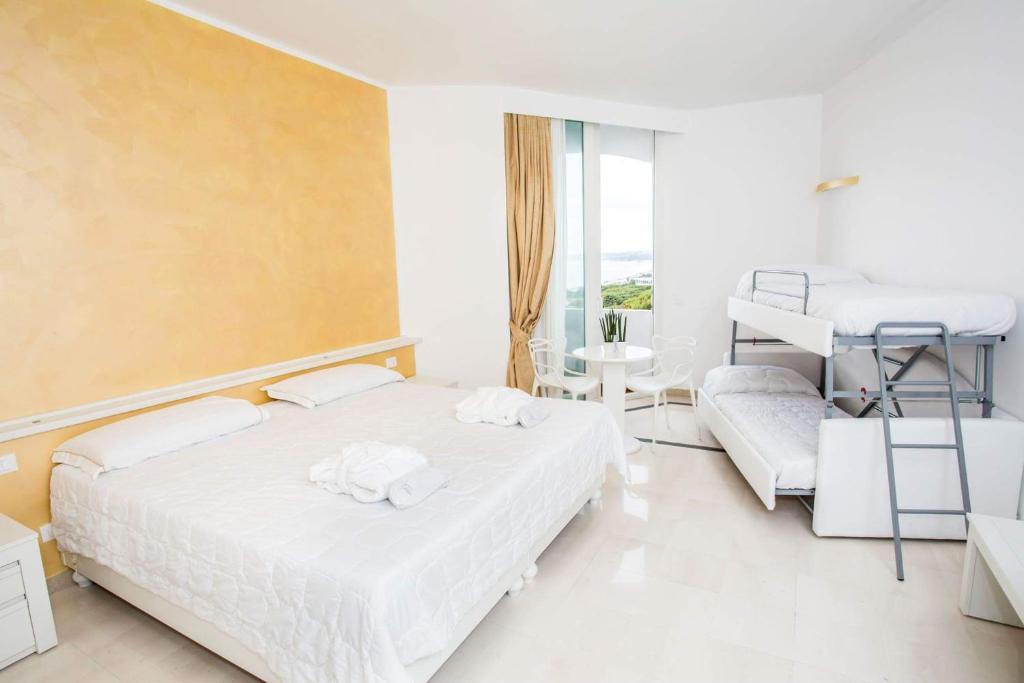 Grand Hotel Costa Brada — Pokoje in Gallipoli, Apulia