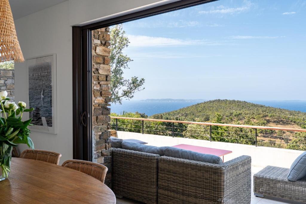 La Villa Nausikaa à Bénat - 3