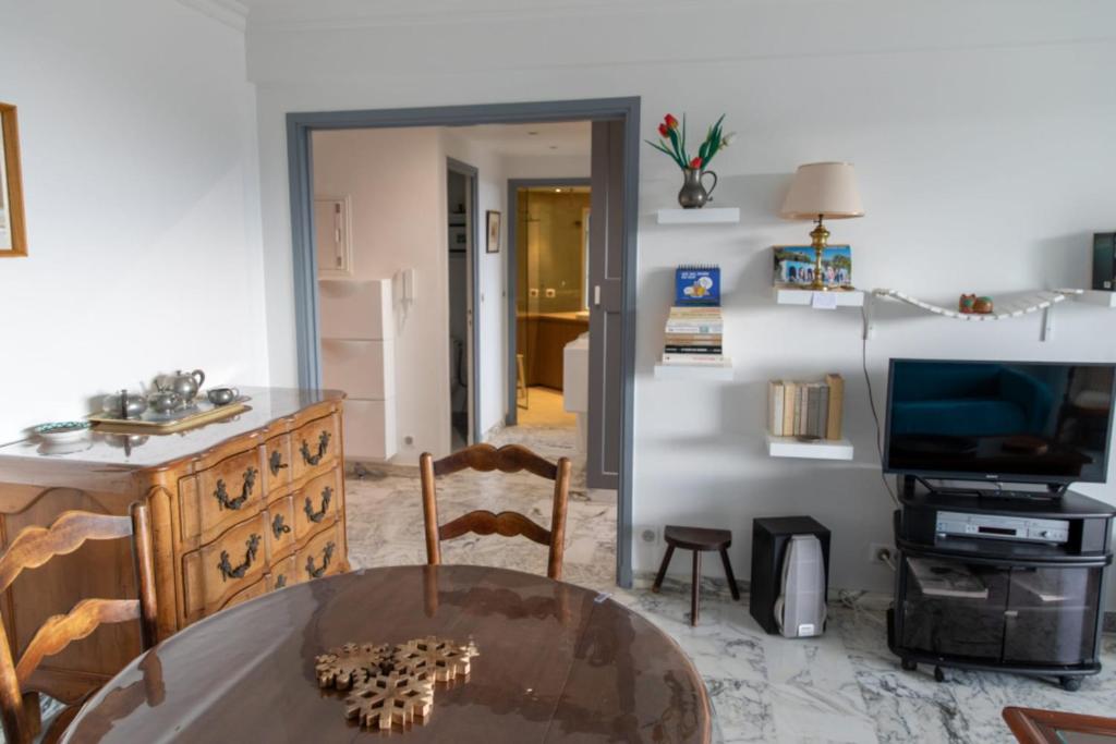 Lovely 48 m2 appt with sea view and swimming pool - 4