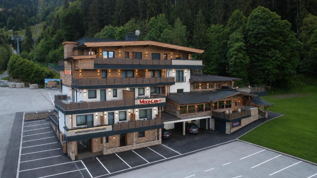 Moonlight Apartments - 3
