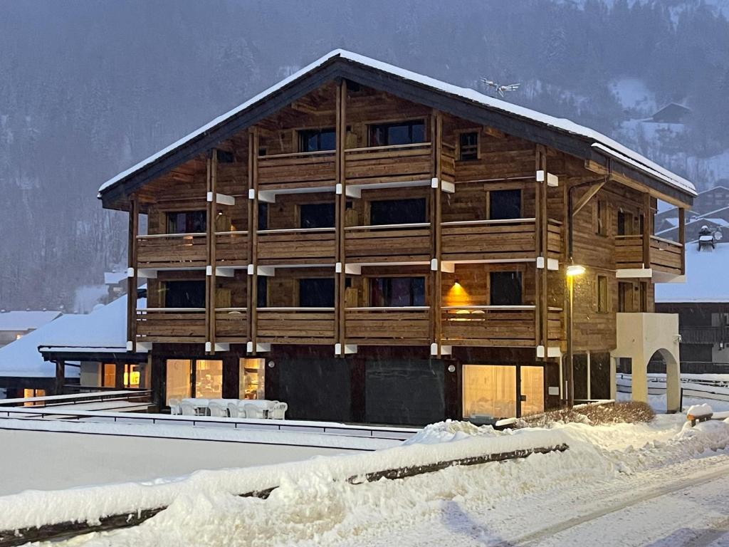 11 Appartements LE CHALET DU PLESSIS de 2 à 10 personnes au cœur du village - 3
