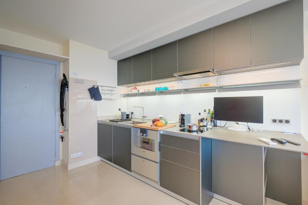 Studio sea view - Swimming pool & Terrace - Happy Rentals - 5