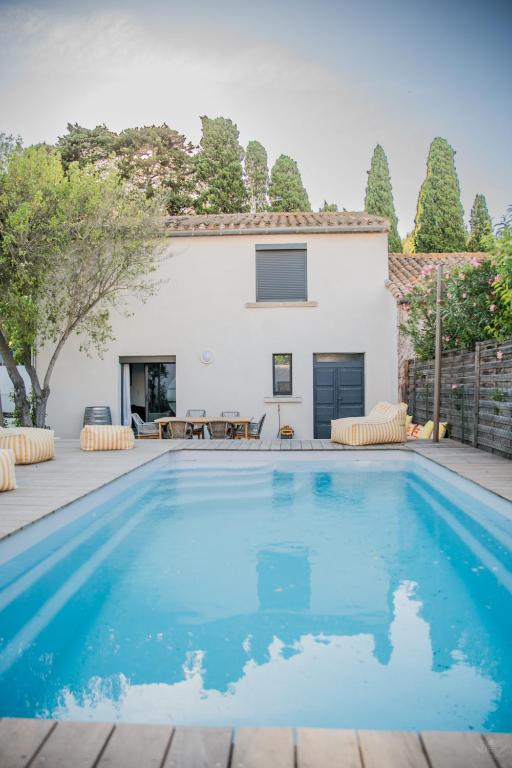 Maison Nomade piscine privée, parking et clim - 1