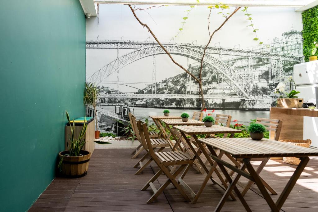 Bar/lounge