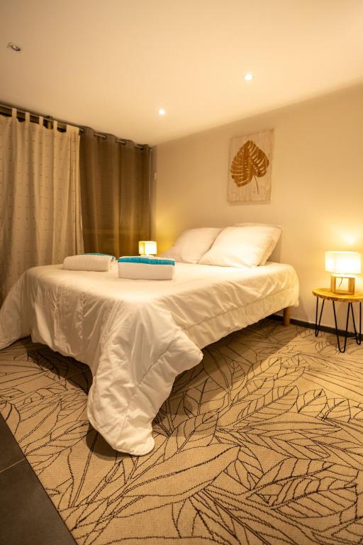 Le Refuge du Roy swimming pool, air conditioning, beach within walking distance - 4