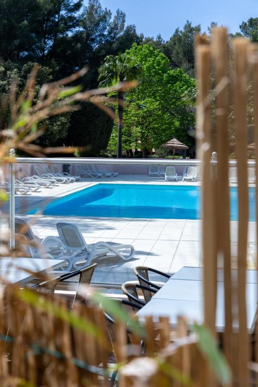 Le Refuge du Roy swimming pool, air conditioning, beach within walking distance - 1