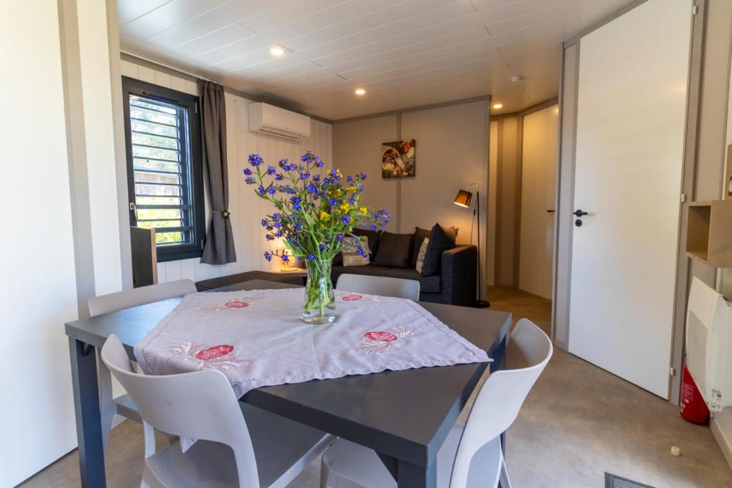 Delya, chalet confort, climatisation, piscine - 3