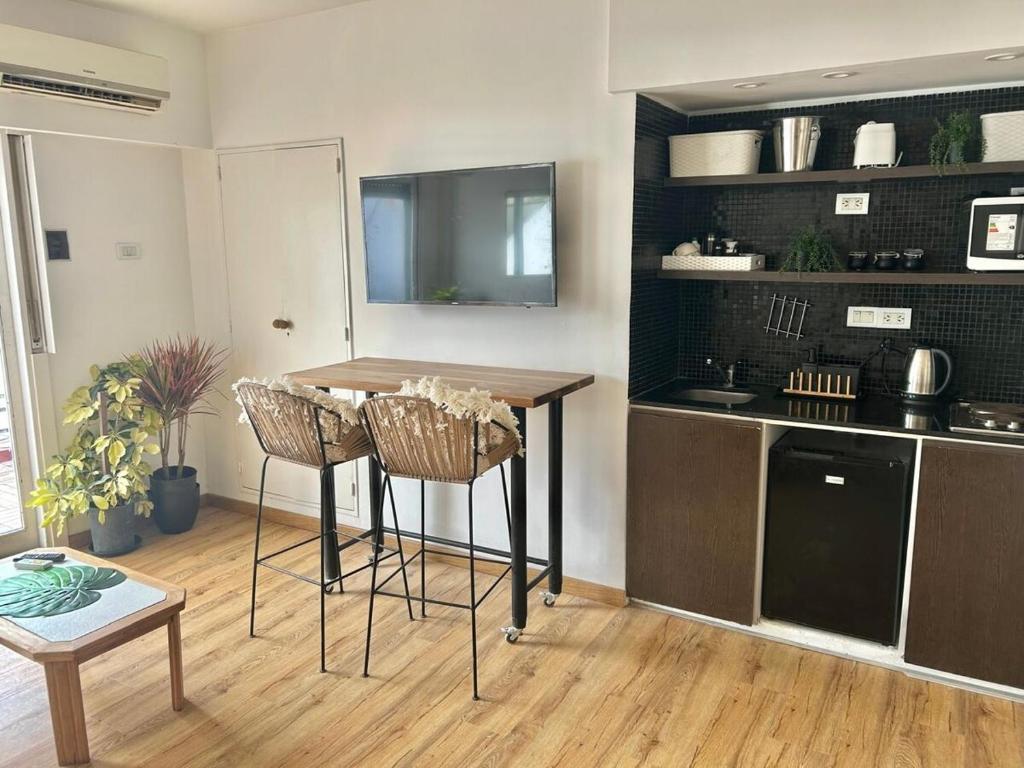 Studio en excelente zona y con terraza propia - 5
