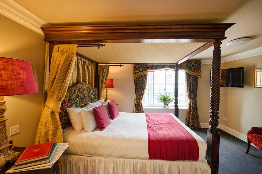 Atherstone Red Lion Hotel - pet-friendly stay