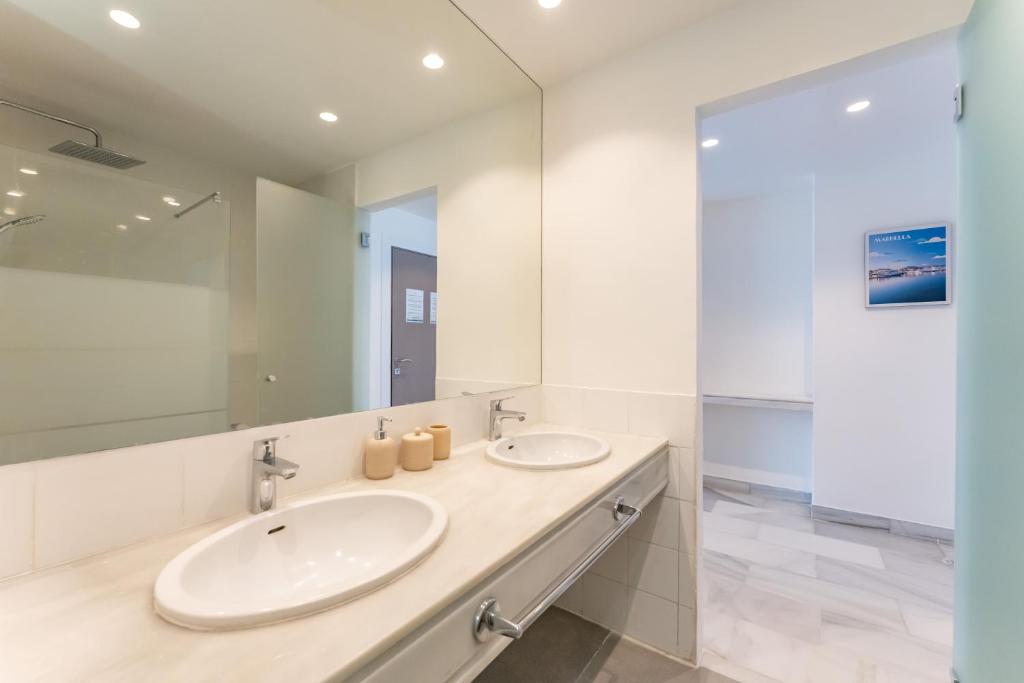 Apartamentos Occidental Banús 2&4 - 5