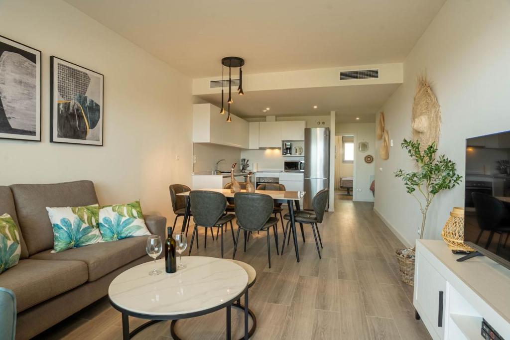 Modern 3-Bedroom Apartment in Habitat Valle Romano - 4