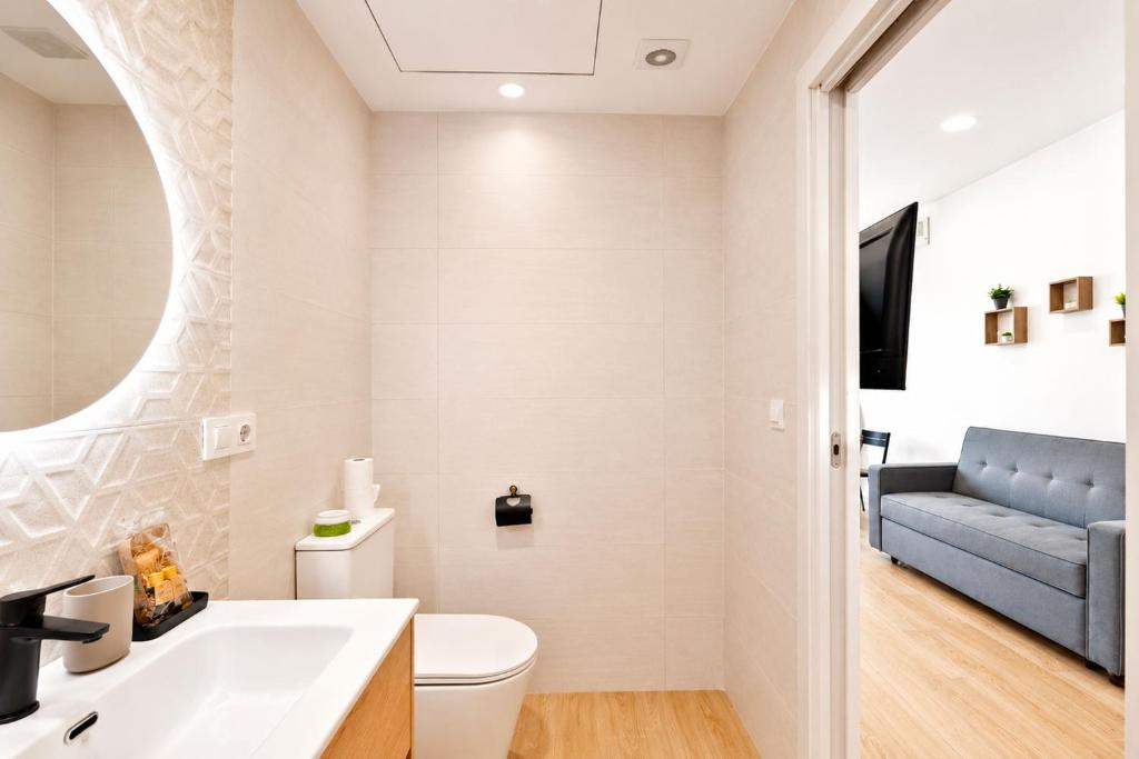 Tortuga - Entire Apt - Near Beach and Stadium by Río Turia Apartments - 4