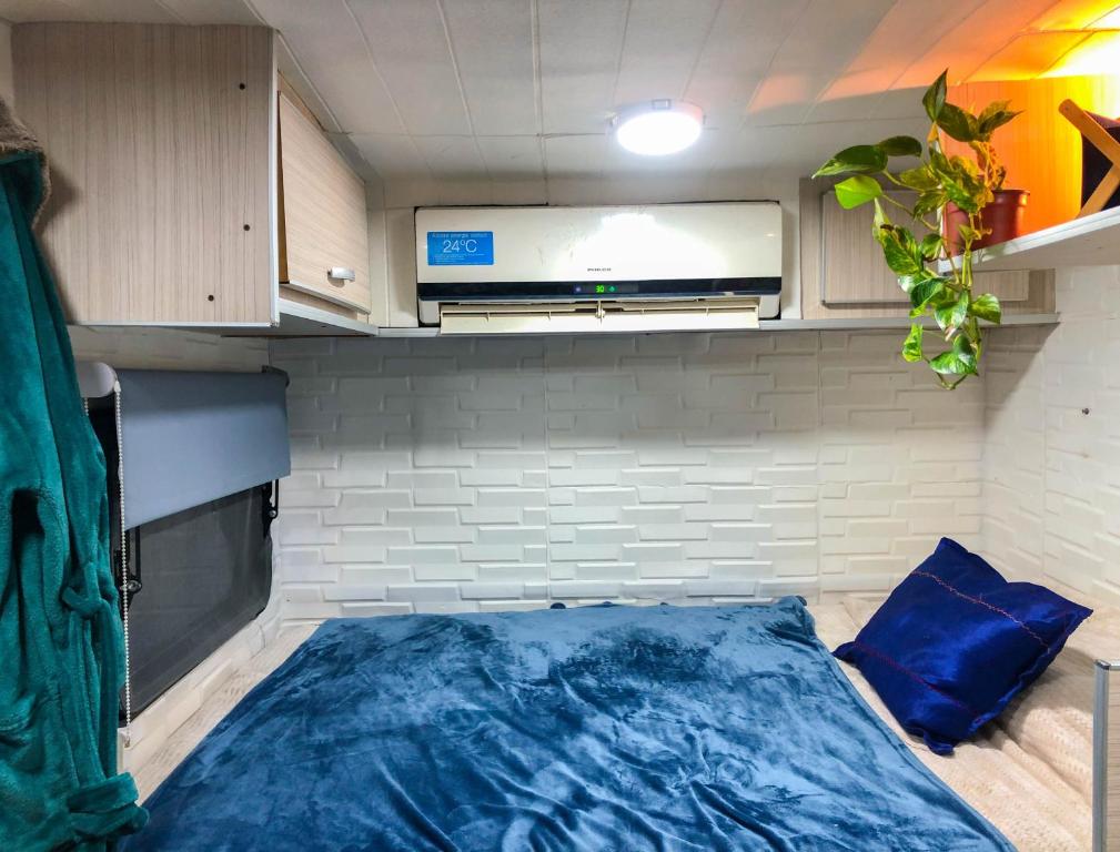 La LOGUI Viajera, Casita Rodante dentro del Parque Nacional LAGO PUELO - 4