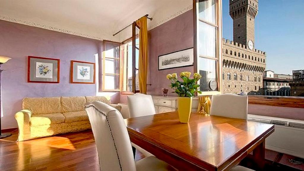 Magic Signoria Apartment — Hotel in Florence