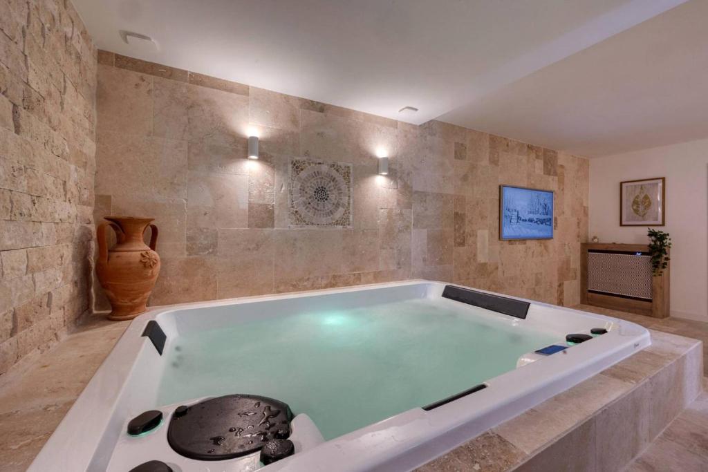 Suite romantique luxueuse avec Spa - 3