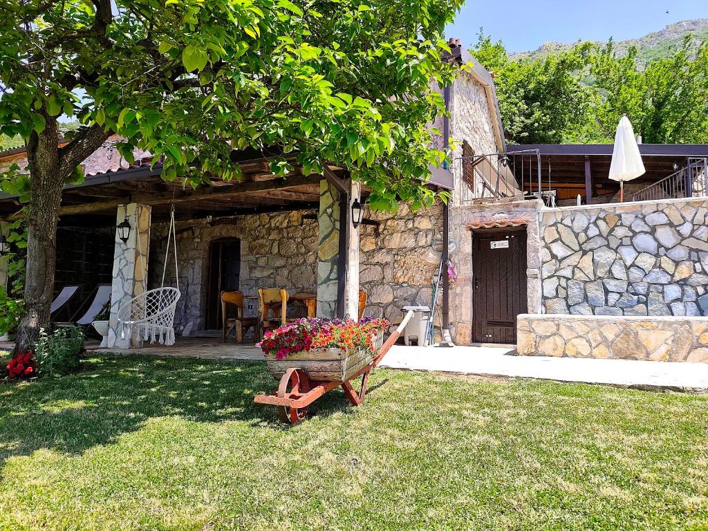 Old stone house with swimming pool Etno House Perazic - 4