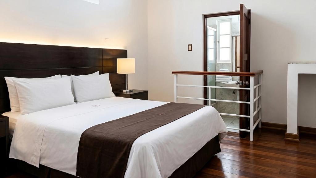Deville Inn - 5