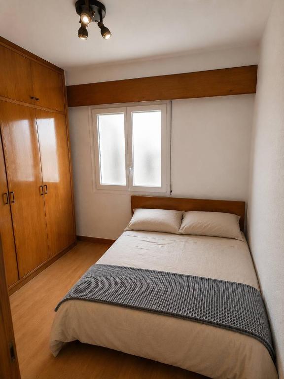 4 Bedrooms Apartment in Center - 4