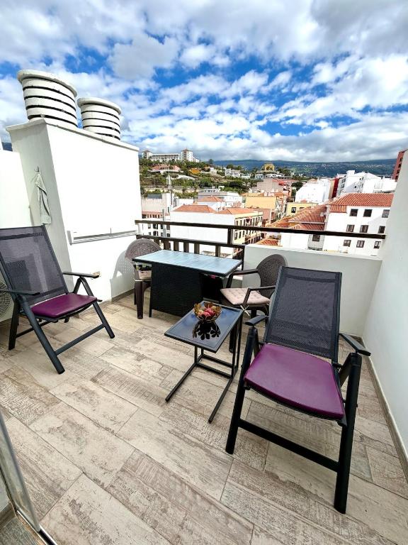 Plaza del Charco, Apartment with Pool, fast Wi-Fi and Views - 4