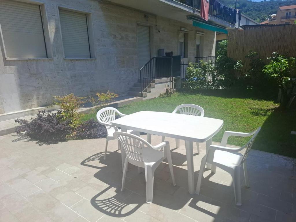 Appartamento con Giardino - 1