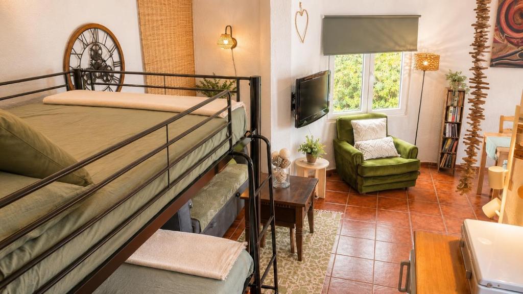 Cala Canyelles Villa & Private Studio with Garden - 2