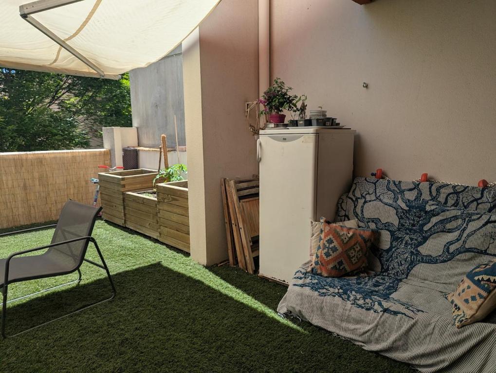 3-Bedroom Family Apartment with Terrace Lyon Gerland - 3