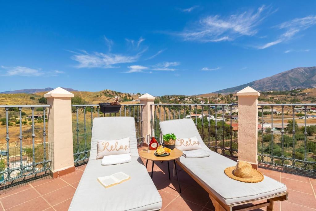 Luxury Mijas Golf, Pool & Pet Retreat - Happy Rentals - 2