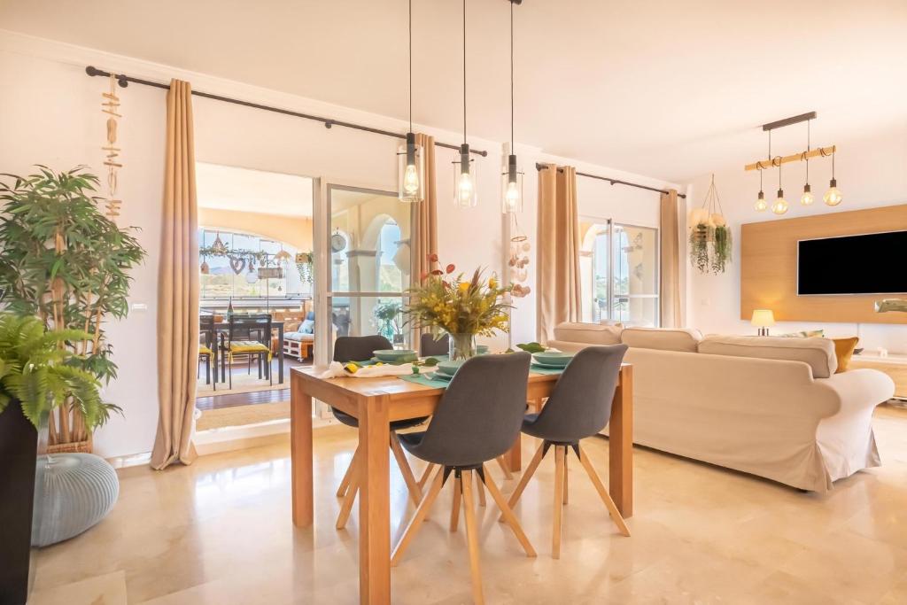 Luxury Mijas Golf, Pool & Pet Retreat - Happy Rentals - 4