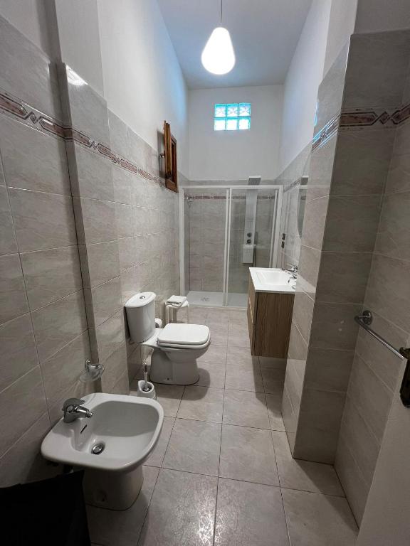 Quercianella Relax in Villa with Patio & Garden - 2