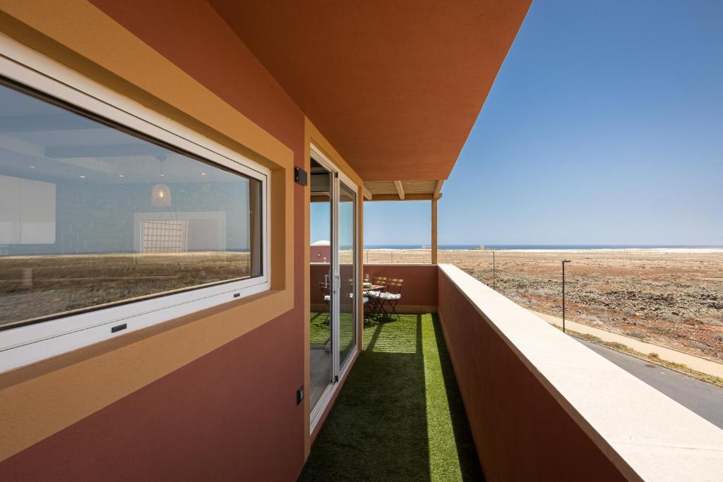 Home2Book Bright Penthouse Terrace Corralejo - 3