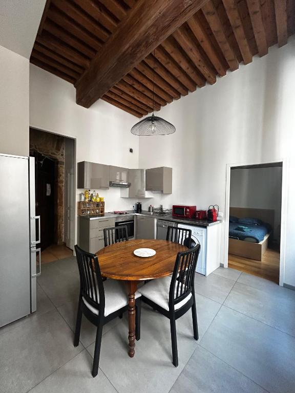 Coeur Vieux Lyon, 60 M2 lumineux tout confort - 4