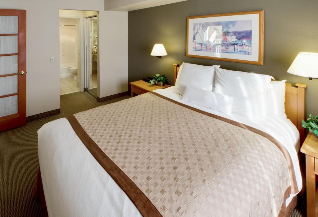 Hawthorn Suites - Seattle South/Kent Photo 28