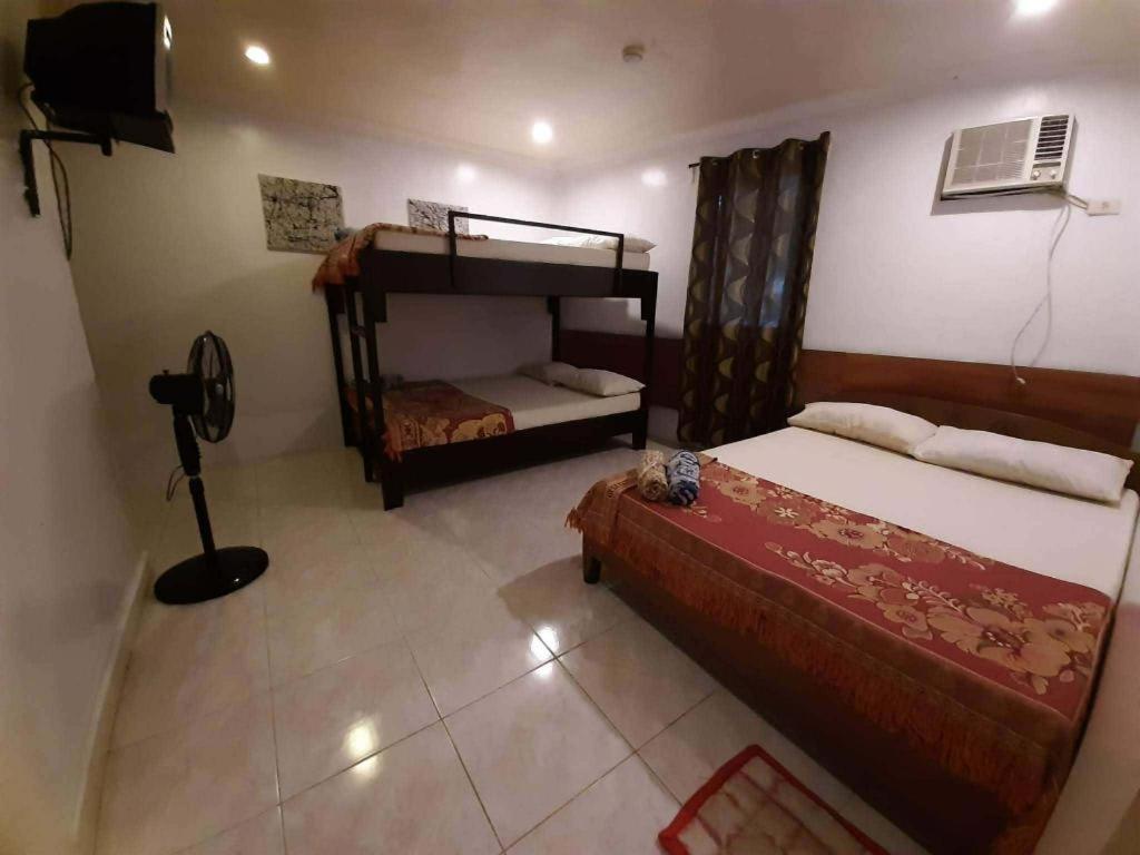 Rem's Virgin Island Hotel