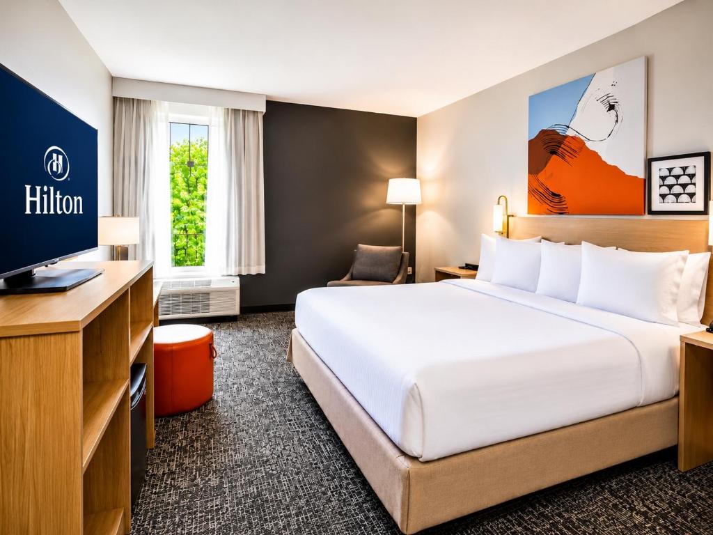 Spark by Hilton Stafford Sugar Land