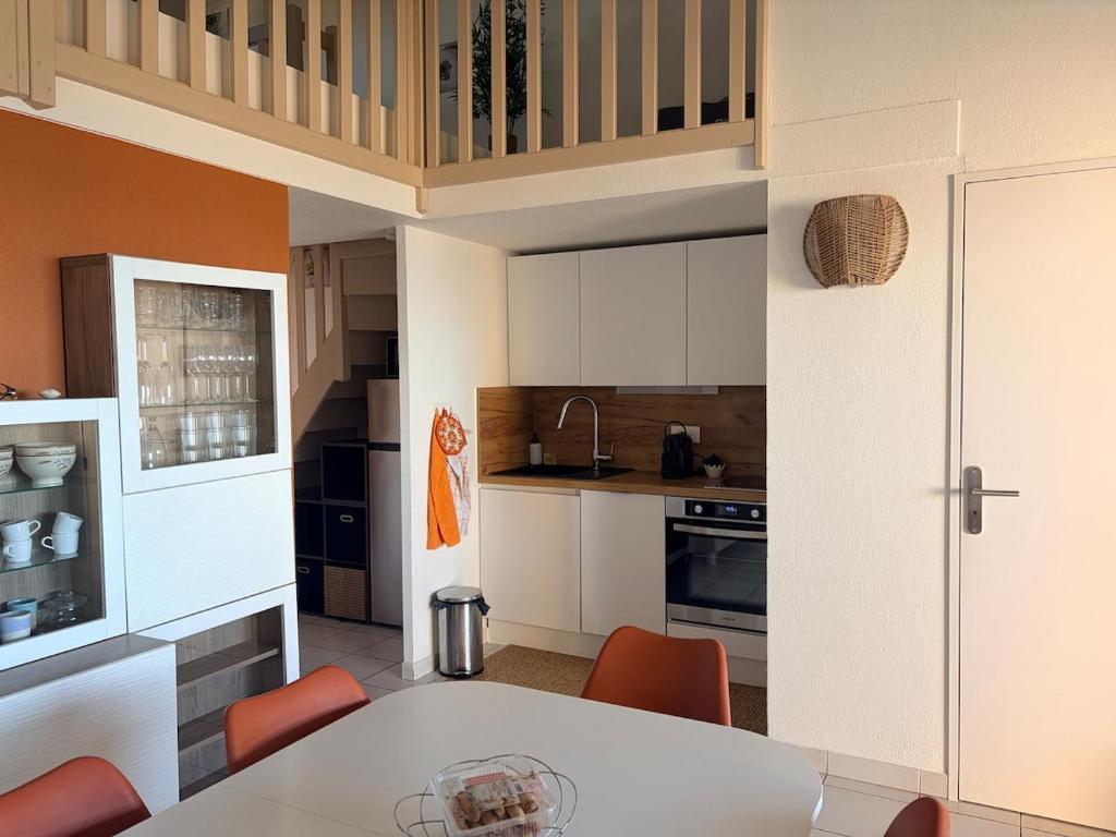 3 chambres vue mer piscine parking clim - 2