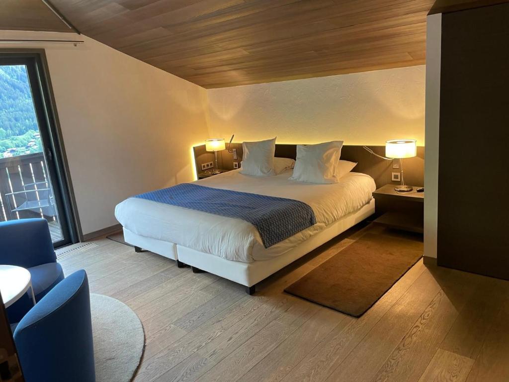 Chambres standing avec vue imprenable et parking gratuit - 3