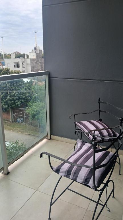 Costanera sur edificio con piscina - 3