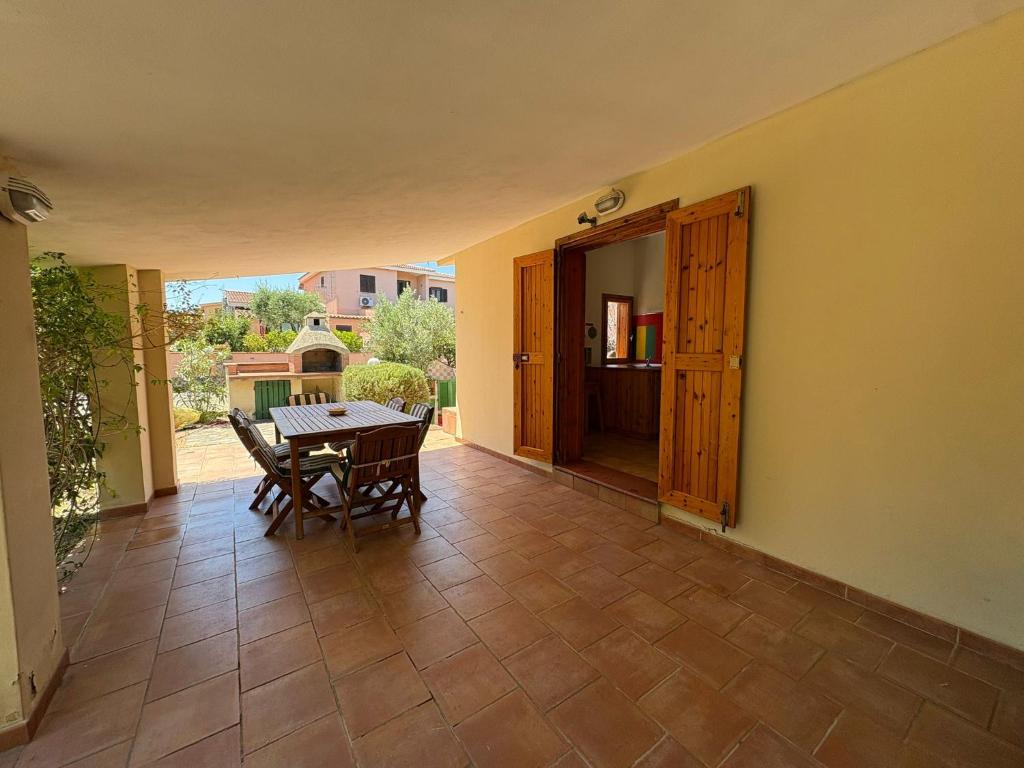 Villetta Con Giardino a due passi dalla Cinta San TEODORO - 1