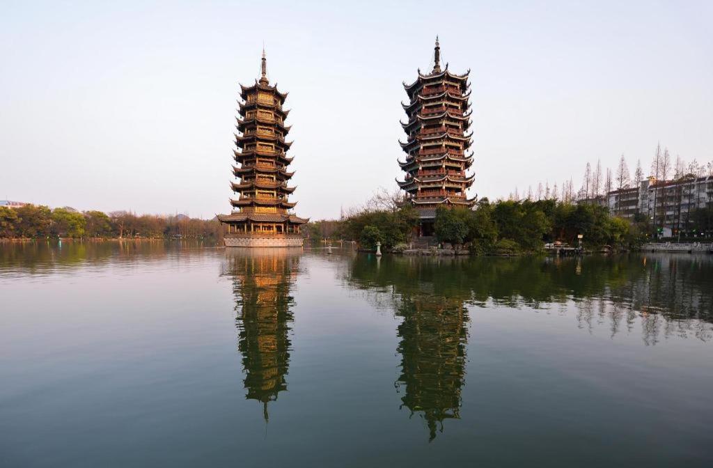 7 Days Premium Guilin Liangjiang Sihu Central Plaza